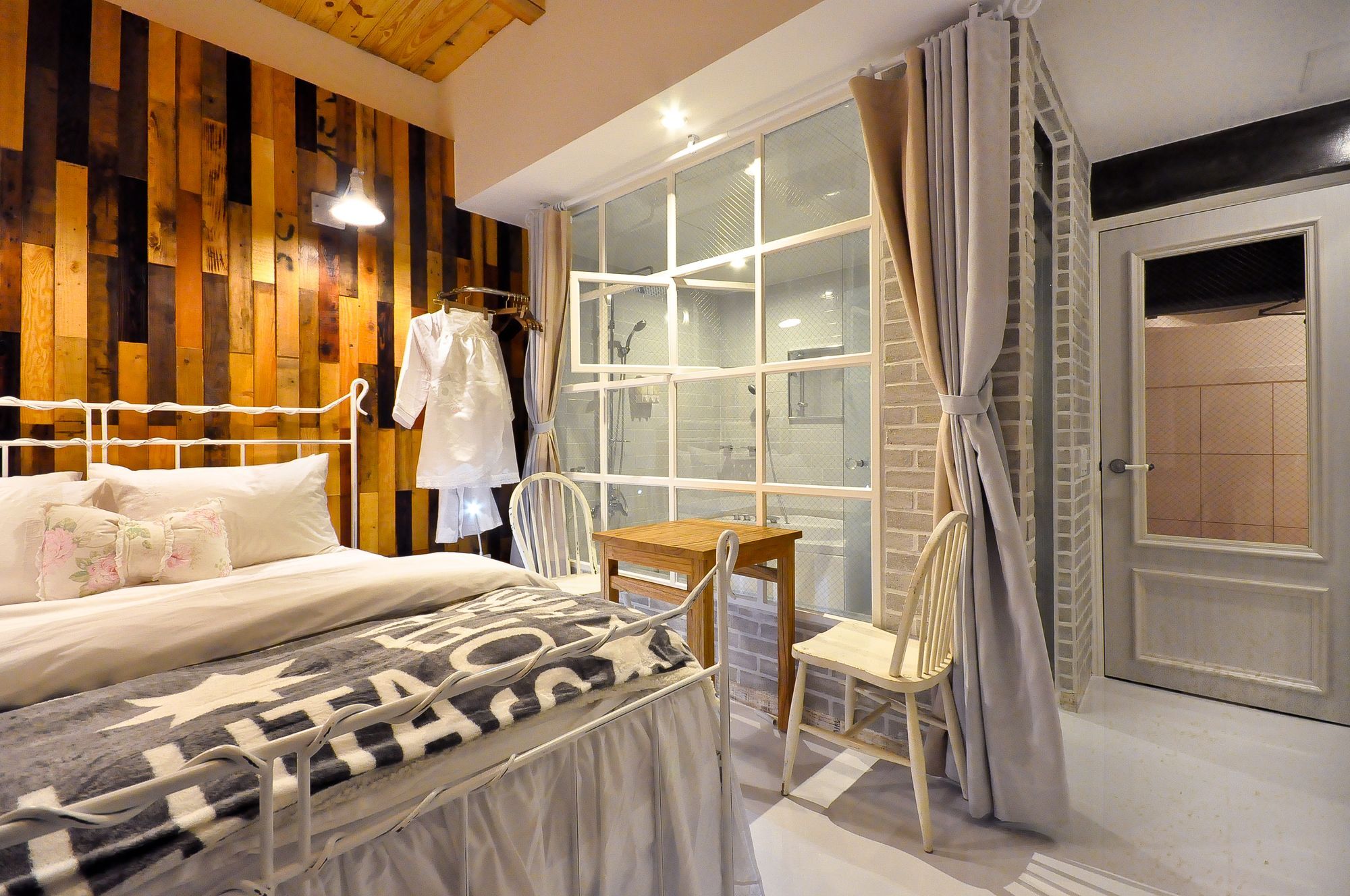 February Hotel Hwanggeum Tegu Kültér fotó